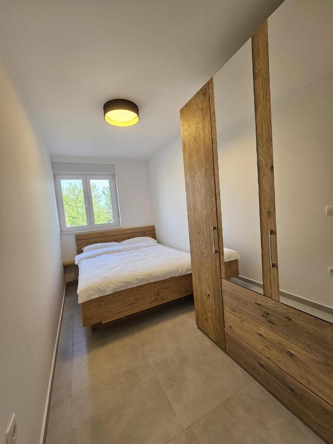 Aenona Beach Apartment 닌 외부 사진